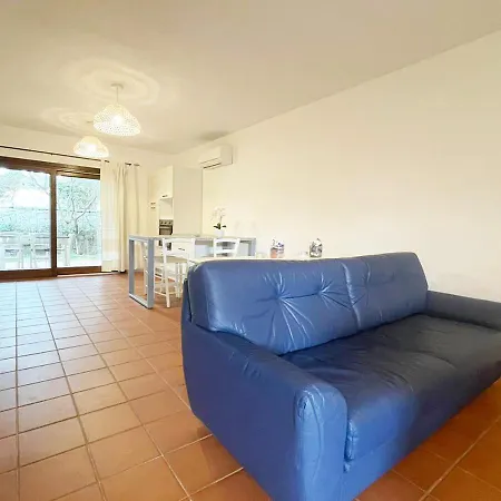 Appartement Pgs Immobiliare Srls Guardioli Bouganville A Schiera Con Terrazza Attrezzata E Posto Auto Privato