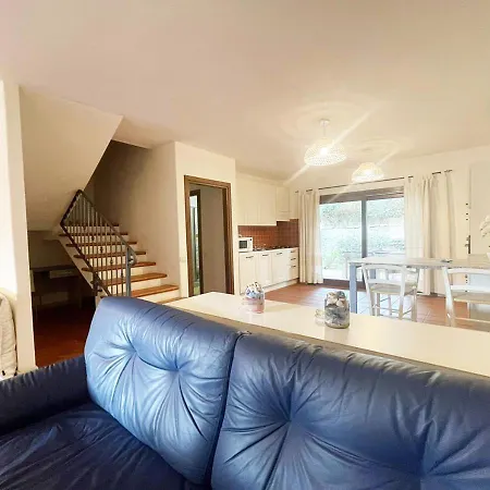 Appartement Pgs Immobiliare Srls Guardioli Bouganville A Schiera Con Terrazza Attrezzata E Posto Auto Privato La Maddalena (Sassari)